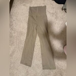 Skims Army Green Foldover Bootcut Leggings/Yoga Pants